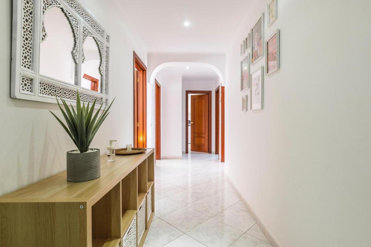 Flat With Ac, Wifi, Netflix, Balcony - 3 Min From The Beach Apartment Armacao de Pera Exterior photo