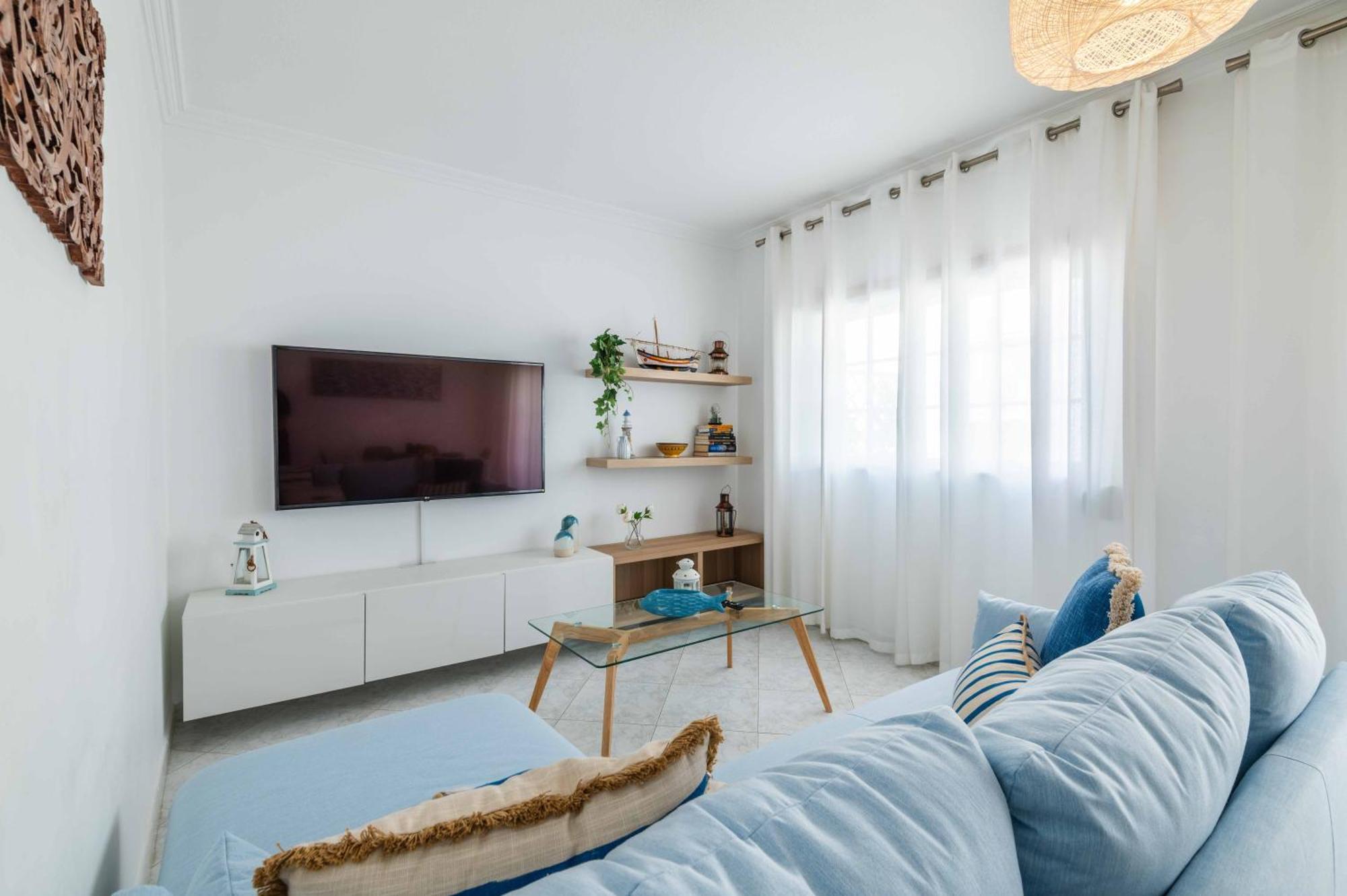 Flat With Ac, Wifi, Netflix, Balcony - 3 Min From The Beach Apartment Armacao de Pera Exterior photo